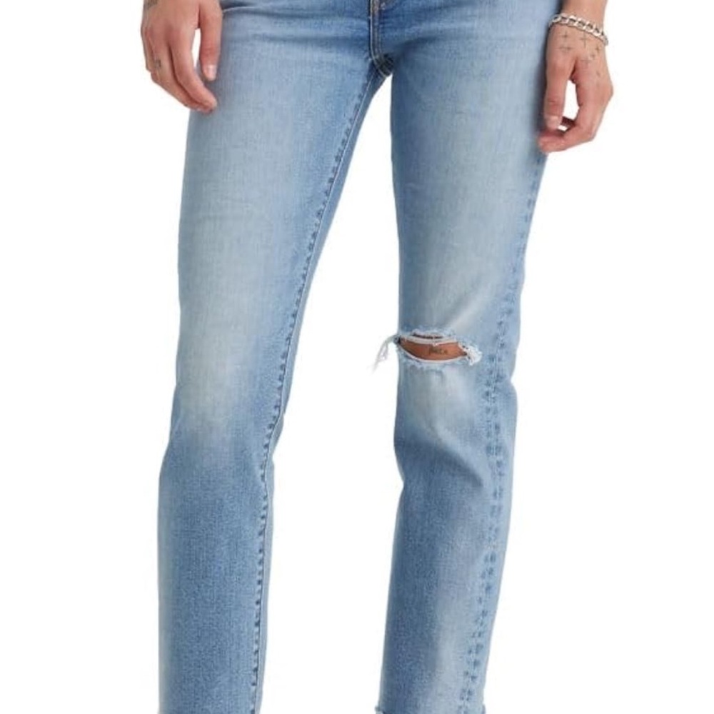 Levi's Blue Straight Leg Jeans with Classic Style